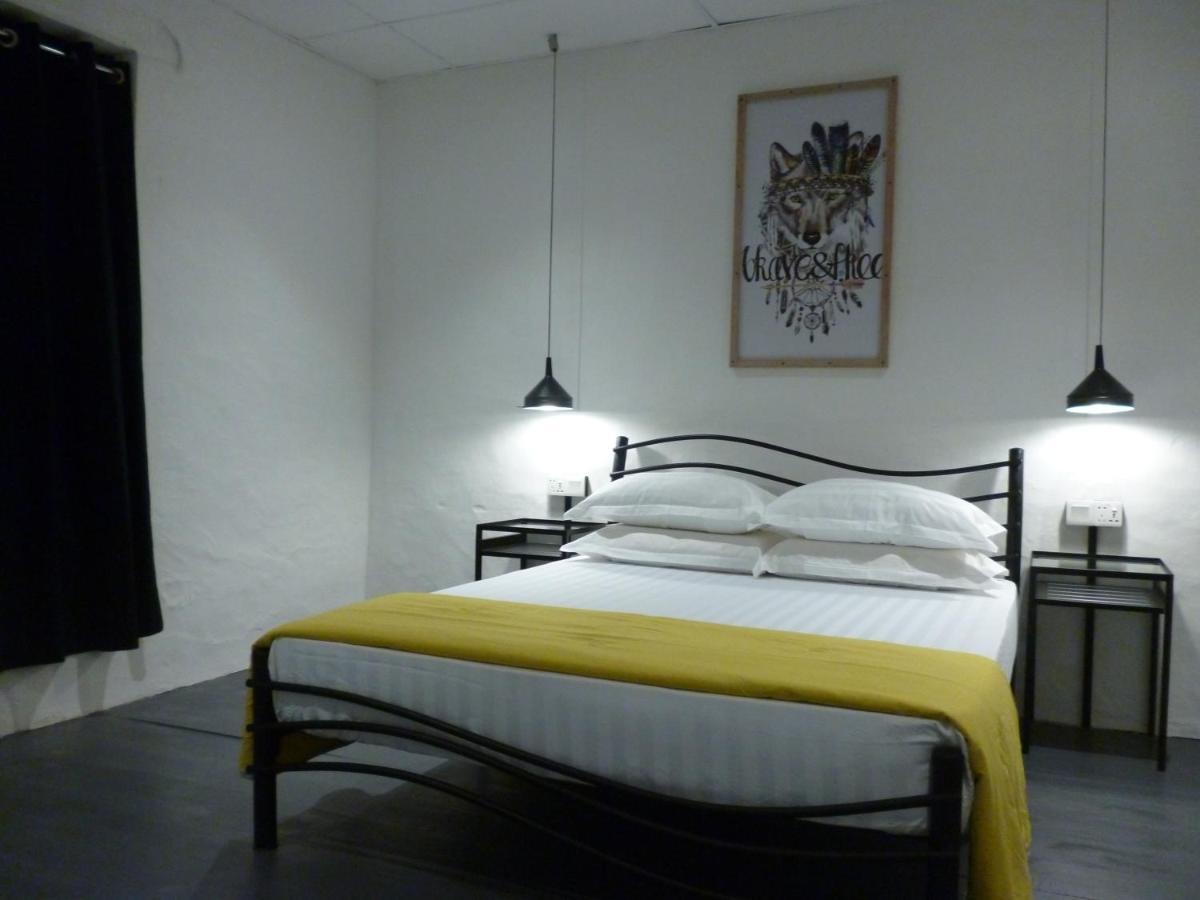 Ola Hostel Malacca Eksteriør bilde