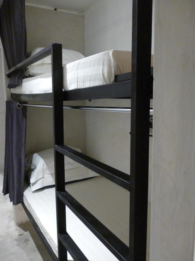 Ola Hostel Malacca Eksteriør bilde